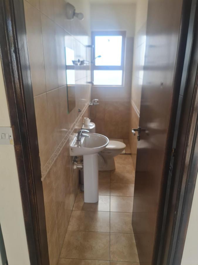 Top Floor 1 Bdrm Aprtrmnt Dromolaxia Εξωτερικό φωτογραφία